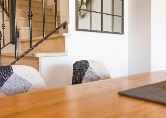 Vila Casa Joana At Opomar By Cara